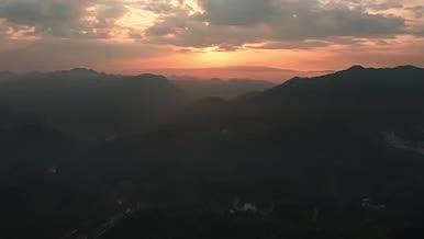 4k航拍清晨山间日出火烧云风光视频的预览图